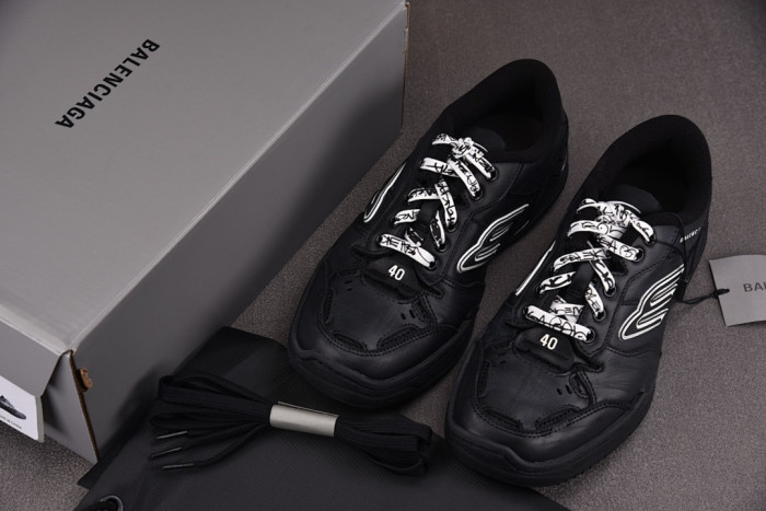Ba1en*iaga HAMPTONS SNEAKER WCURB 2001