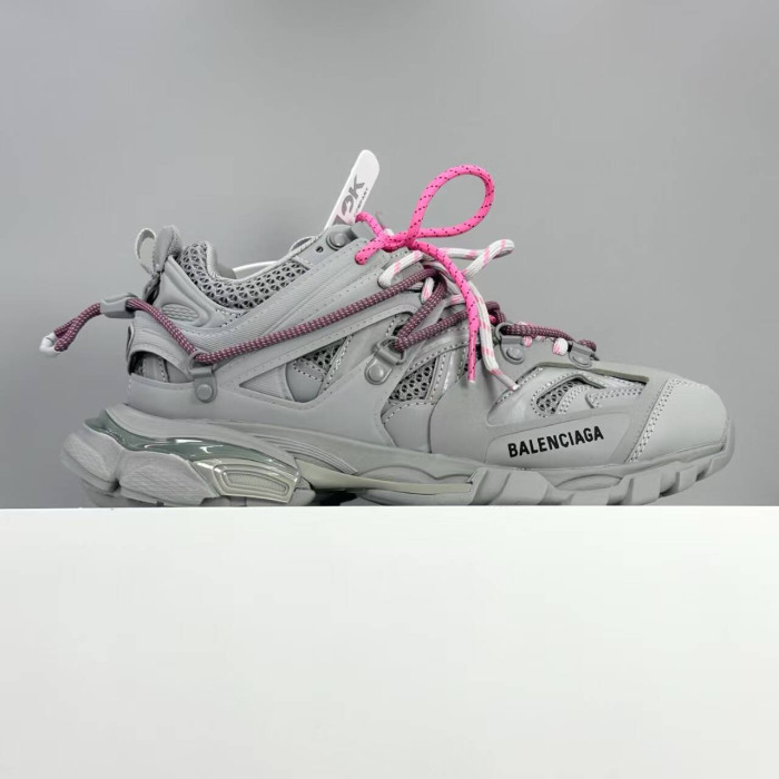 Balenciaga track 800590WTRHK1013